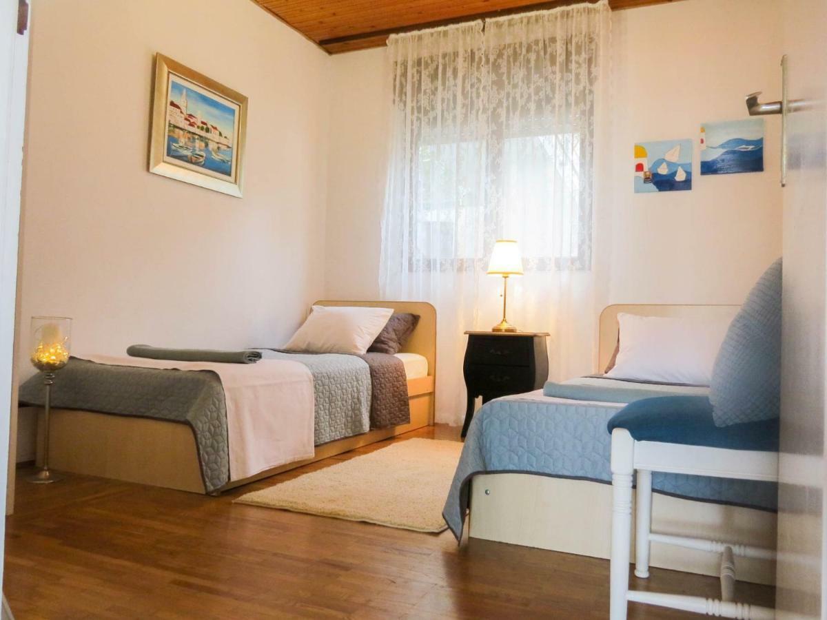 Apartments Barba Trogir Eksteriør bilde